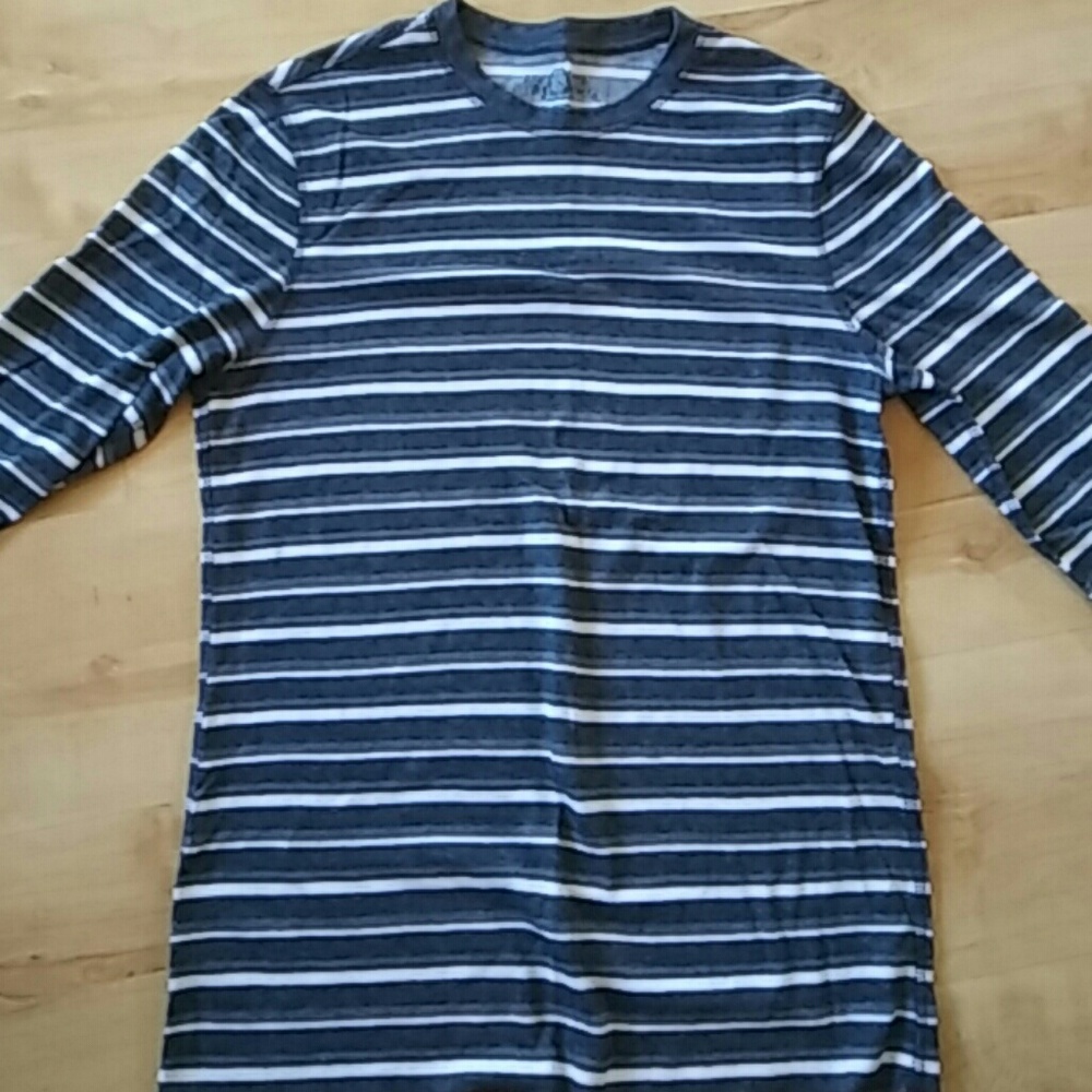 American Rag long sleeve T